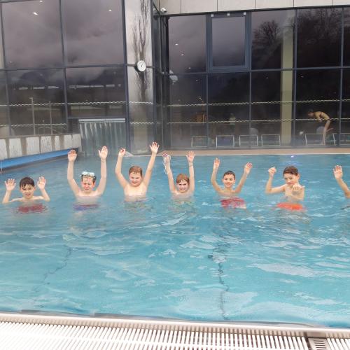 Schwimmen März